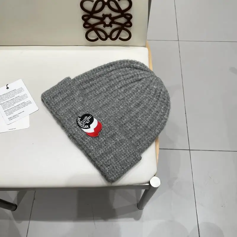 Moncler Hat (143)